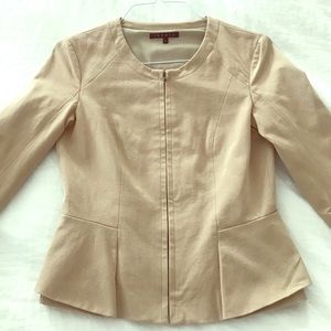 Theory peplum beige jacket, size 6